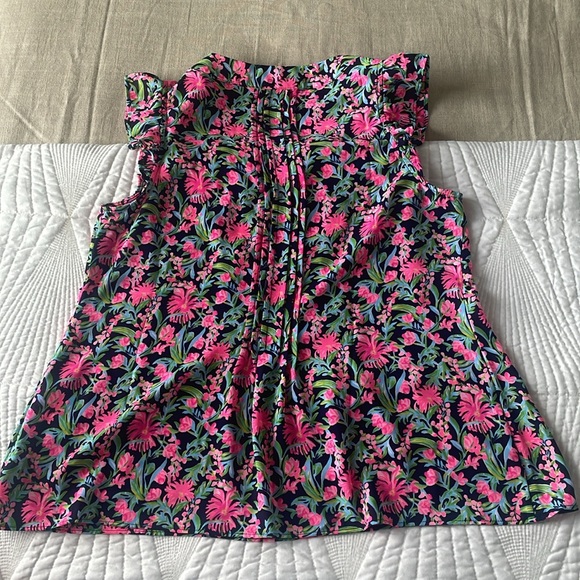 NWOT Lilly Pulitzer Joan Top Low Tide Navy Garden Variety Size S - Picture 9 of 9